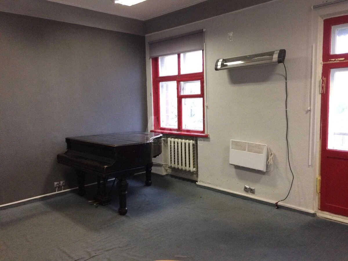 Объект торговли ул. Оболонская 21, 85м2670730