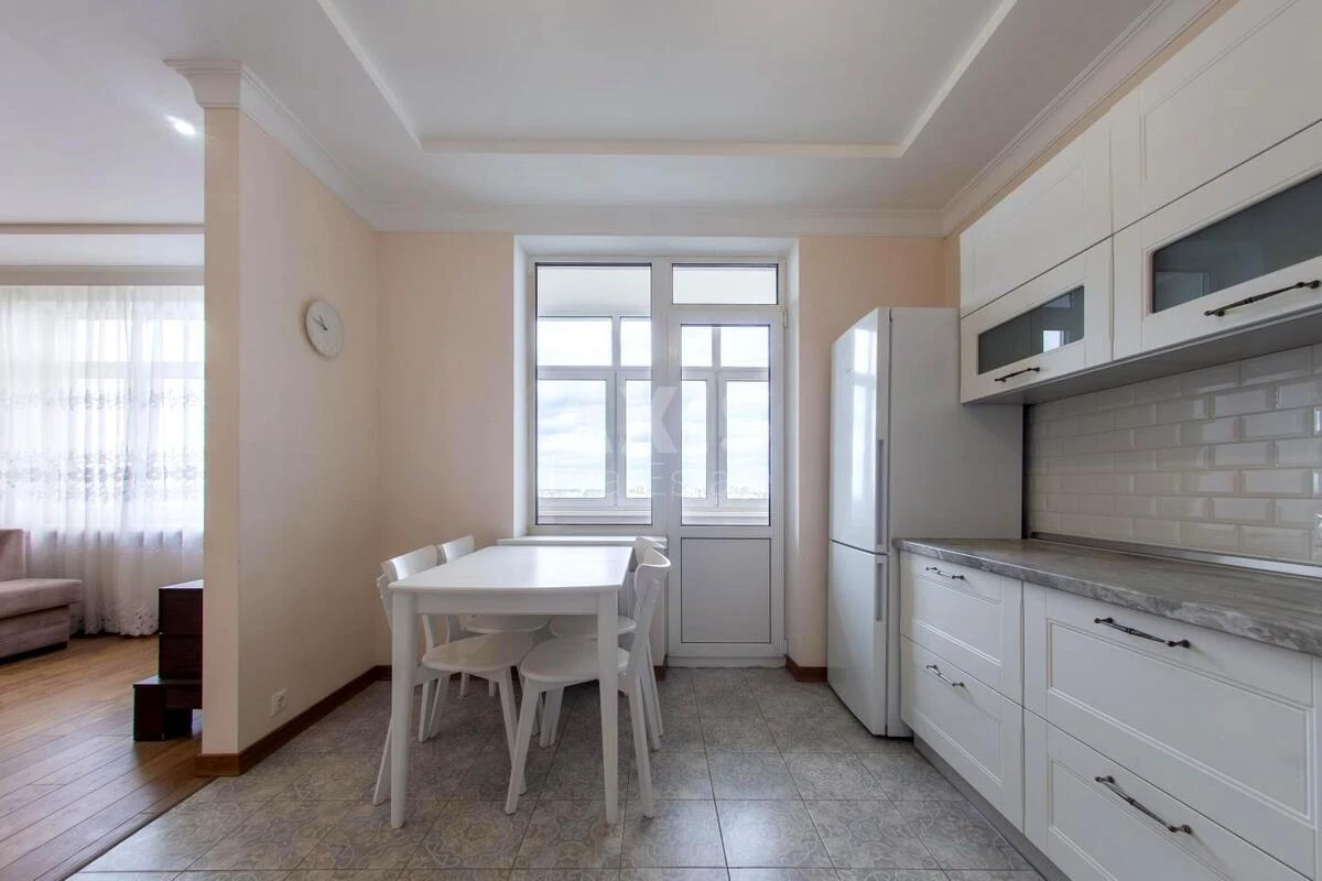 3k apartment pr-t Berestejskij 71А640651