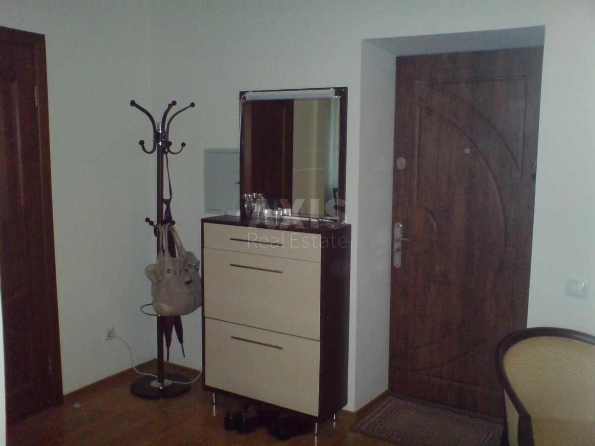 1k apartment vul. Gryshka Mykoly 9674448