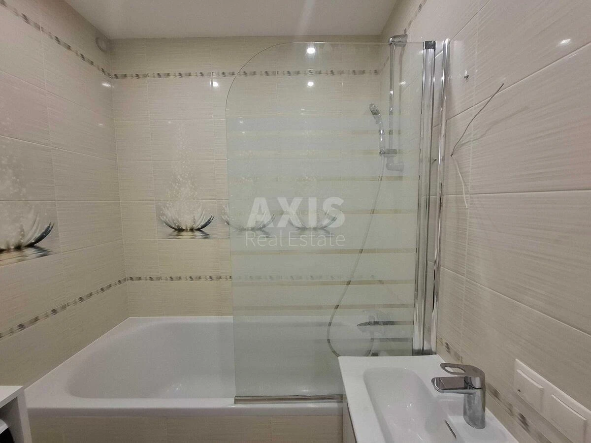 3k apartment vul. Lunachars'kogo 3Б674666