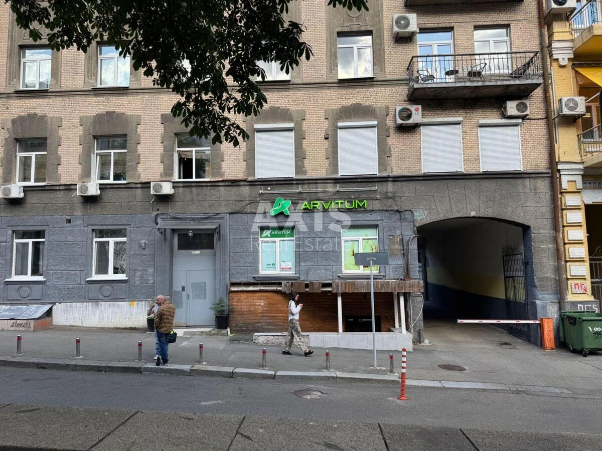 Объект торговли ул. Антоновича 13, 146м2581872