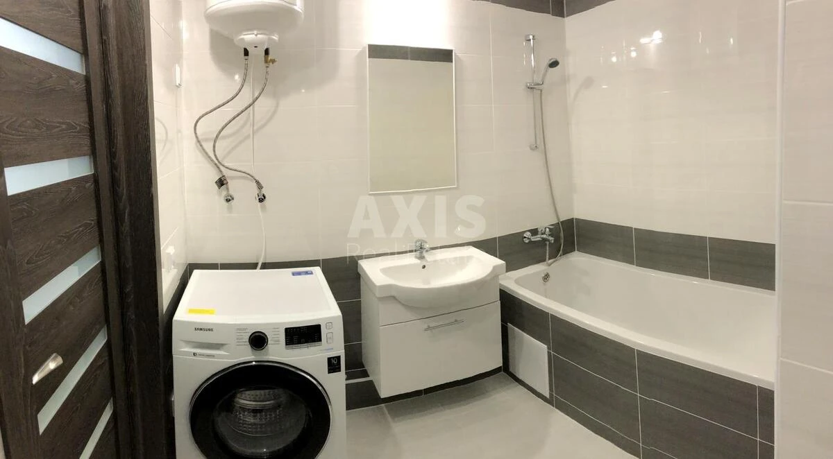 1k apartment pr-t Berestejskij 65А6785410