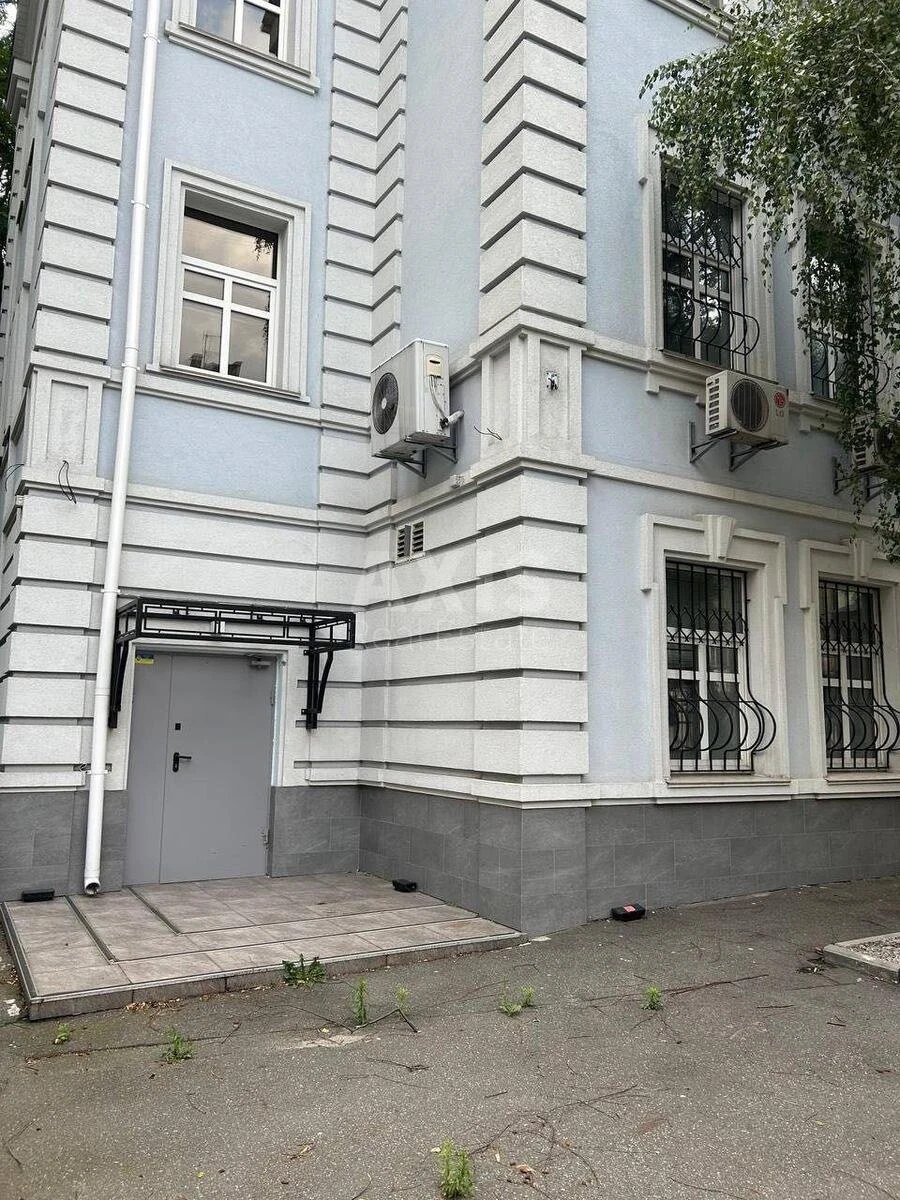 Объект торговли ул. Саксаганского 111А, 697м2643669