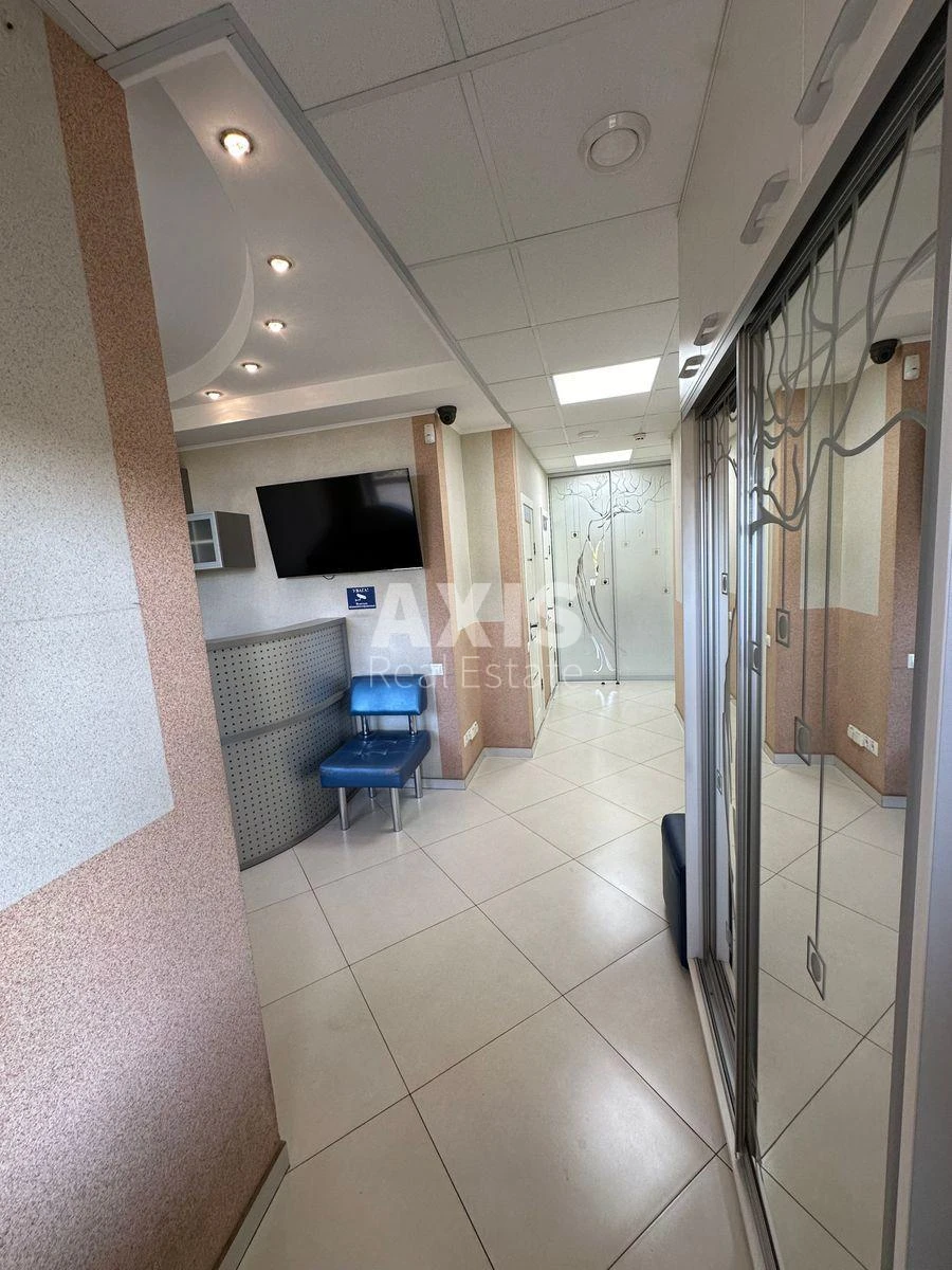 Офис ул. Чавдар Елизаветы 2, 54м245040