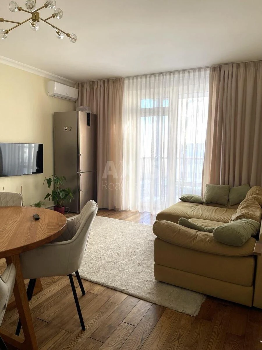 3k apartment vul. Danchenka Sergija 27А671631