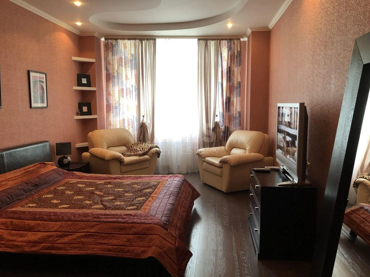 3k apartment pr-t Volodimira Іvasyuka 12Ж690355