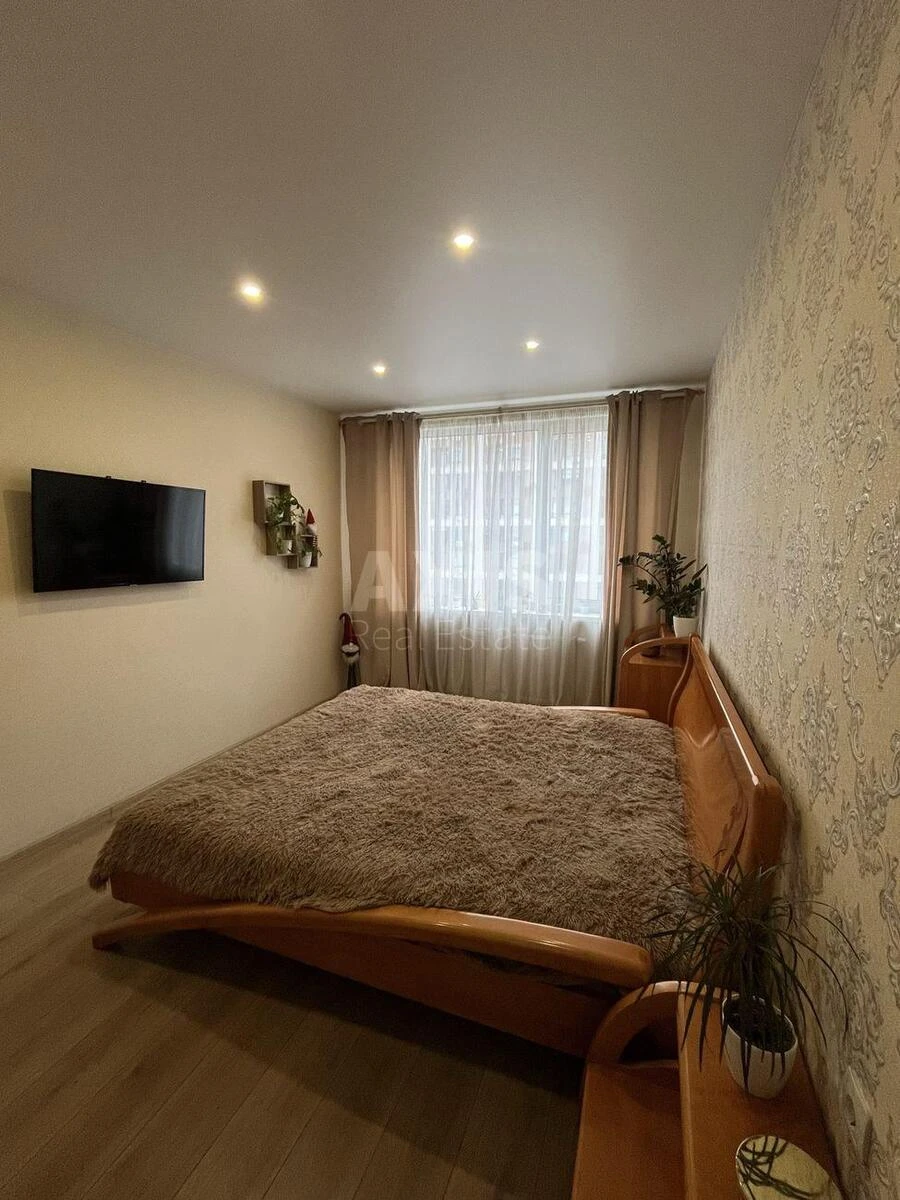 1k apartment pr-t Yevropeyskoho Soyuzu 39В623712