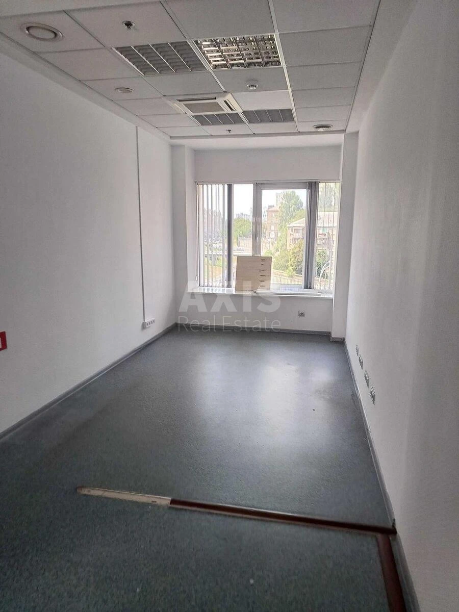 Office vul. Borshhagivs'ka 154А, 561m26497013