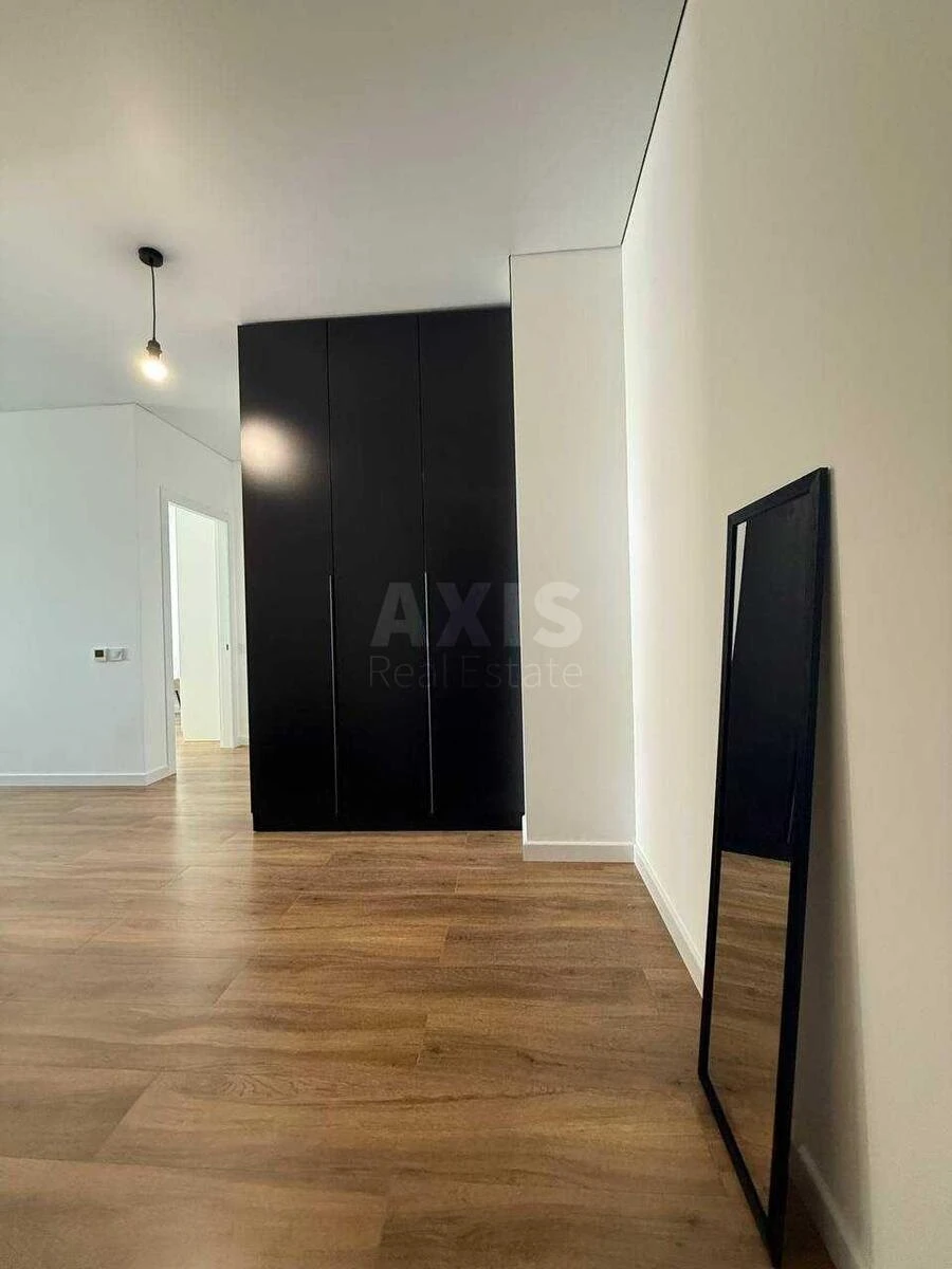 1k apartment nab. Dniprovs'ka 15699349