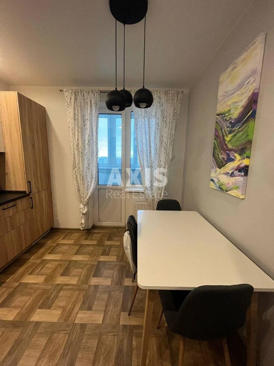 1k apartment vul. L'vivs'ka 15509962