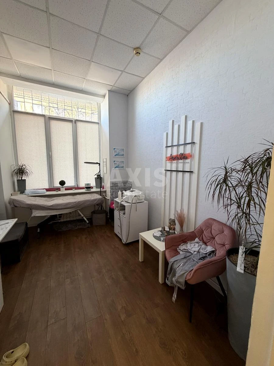Trade object vul. Zhukovs'kogo Vasylja 17/25, 250m2688429