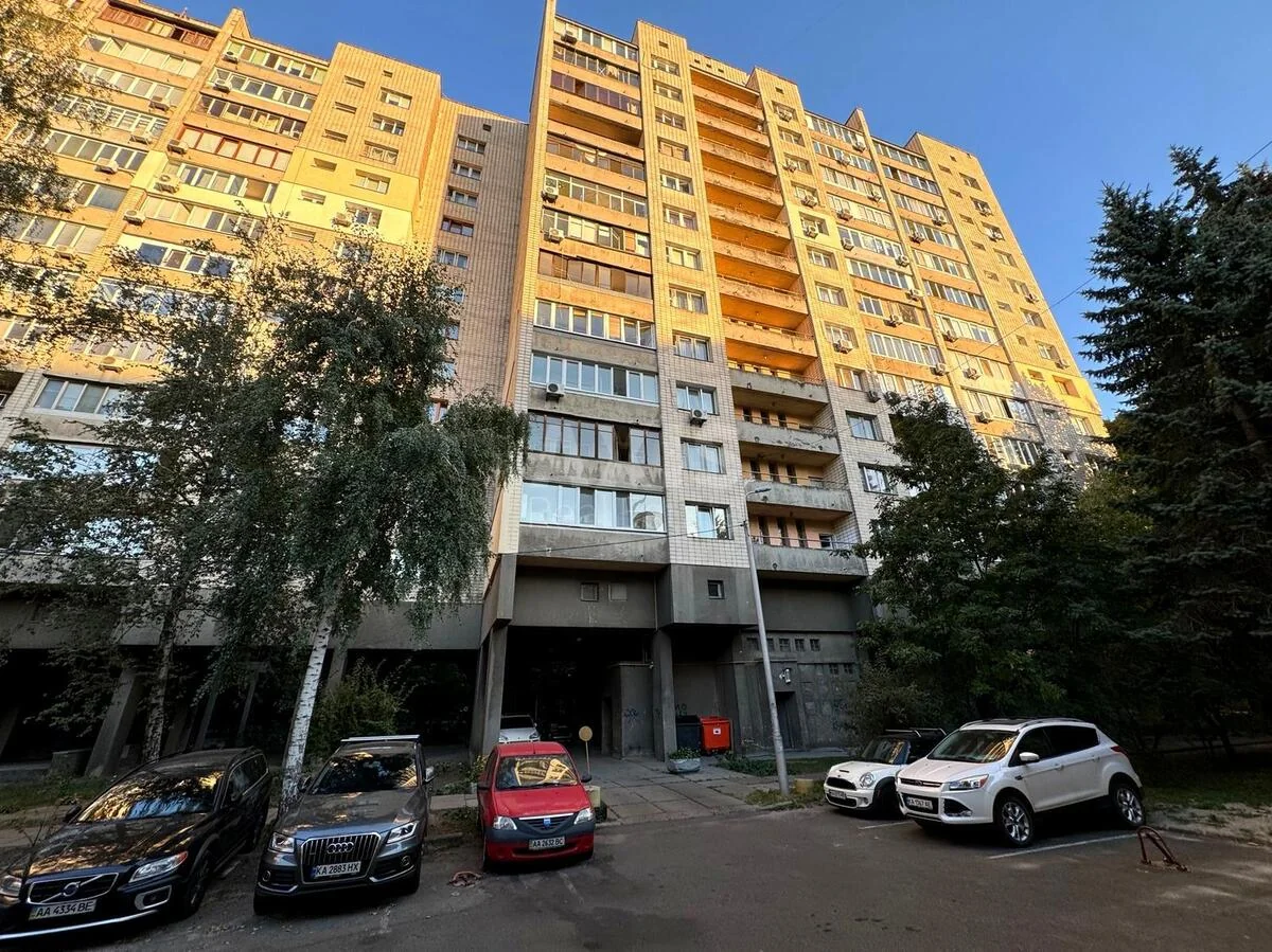 3к квартира вул. Суворова 11