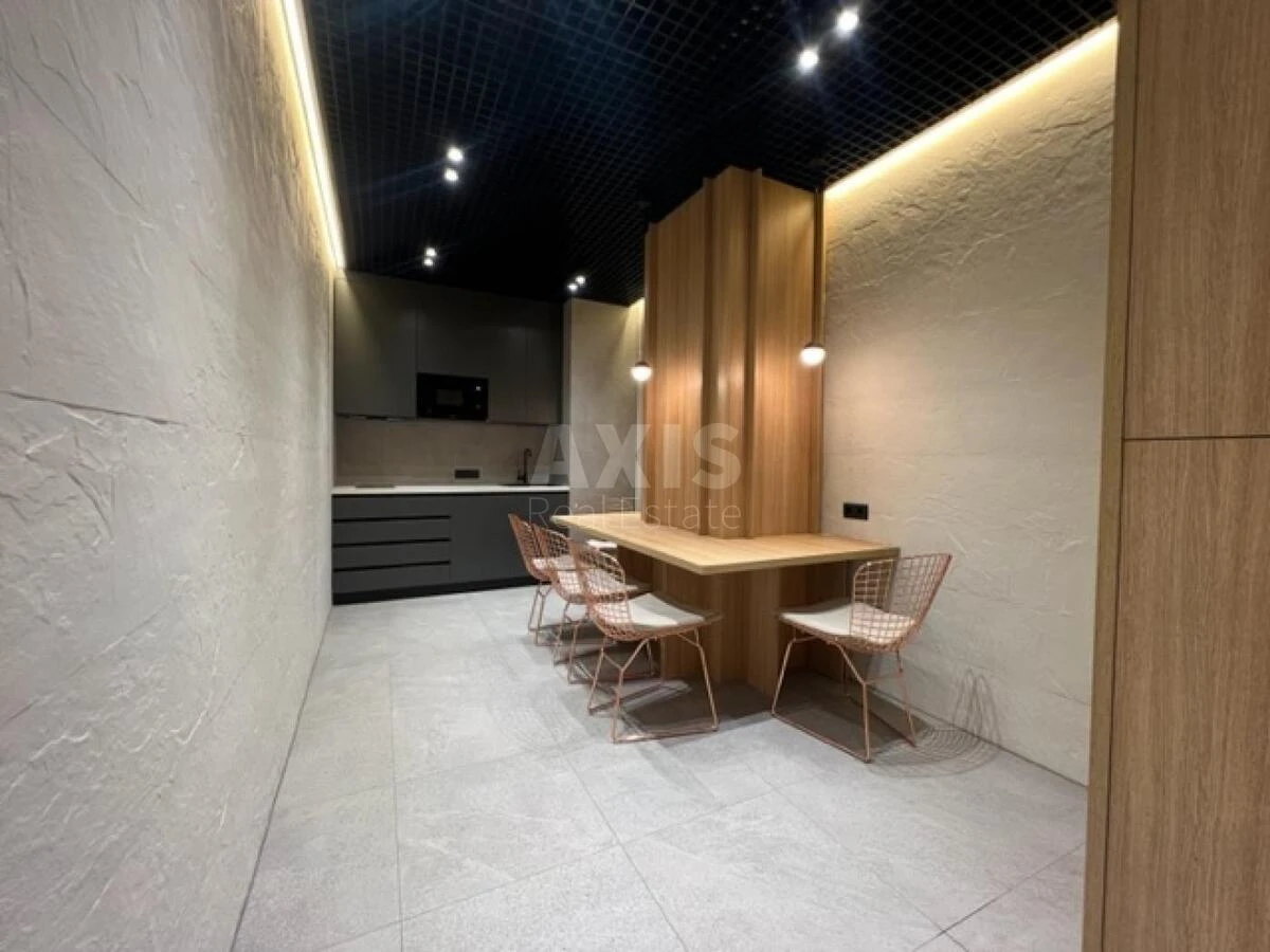 Office uzv. Klovs'kyj 7, 170m2673208