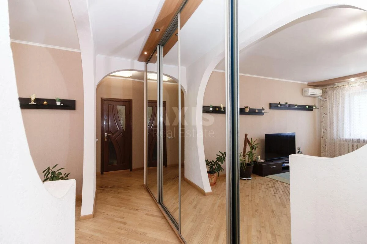 3k apartment vul. Lunachars'kogo 1/26007916