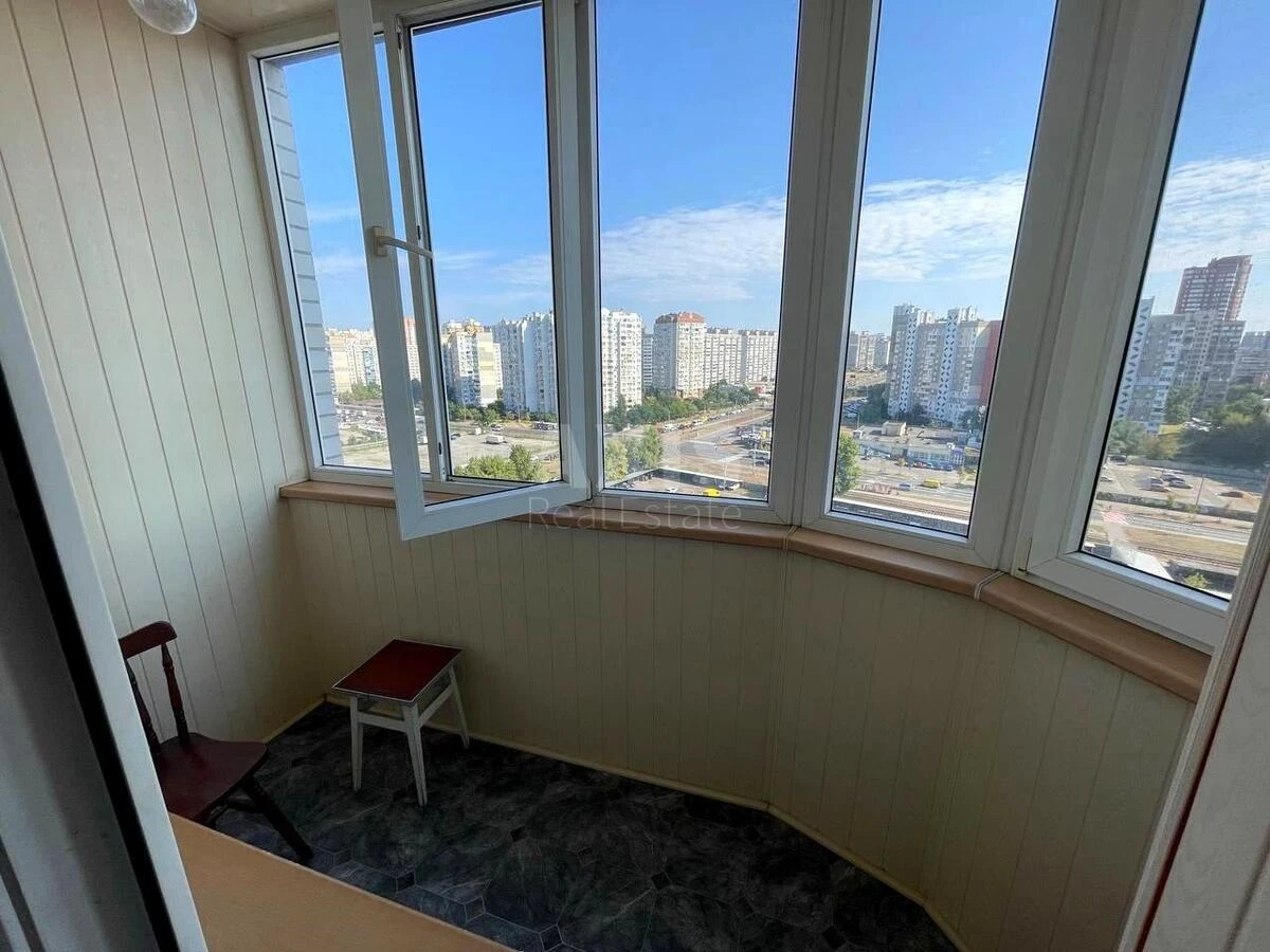 3k apartment vul. Ahmatovoi' Anny 316581311