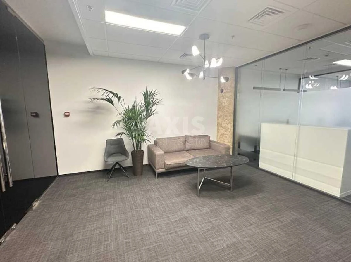 Office vul. Strutyns'kogo Sergija 13/15, 372m2646240