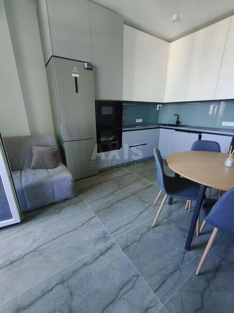 1k apartment pr-t Berestejskij 11Б605980