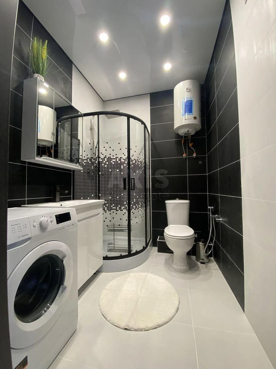 1k apartment vul. Oleksandra Olesja 10707084