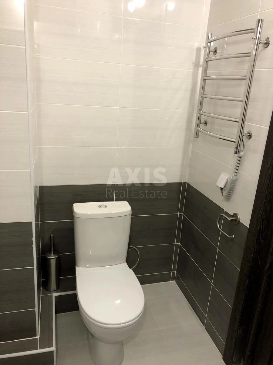 1k apartment pr-t Berestejskij 65А6785411