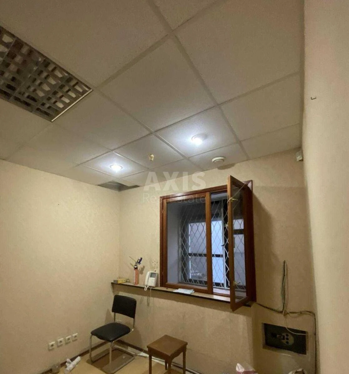 Офис ул. Джона Маккейна 9, 100м2530533