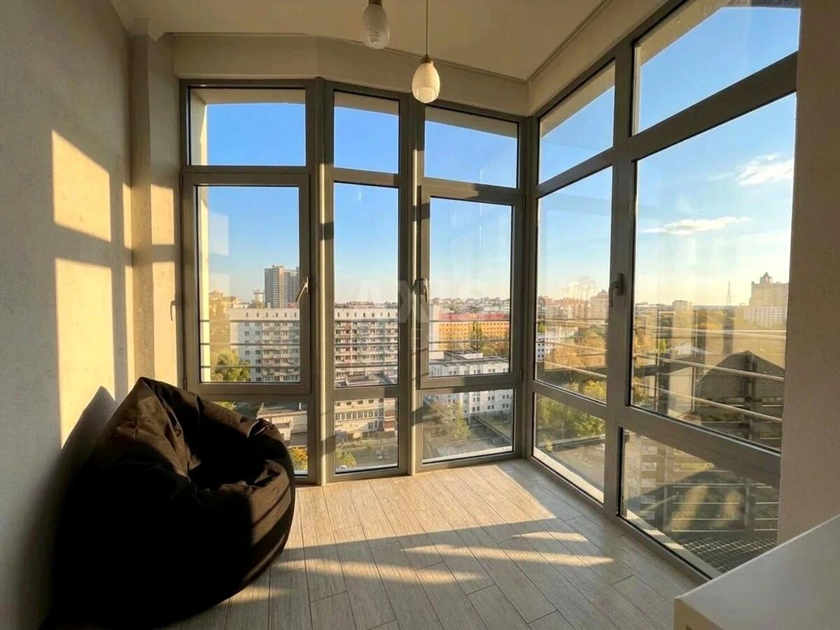 3k apartment vul. Mel'nykova 18Б665552