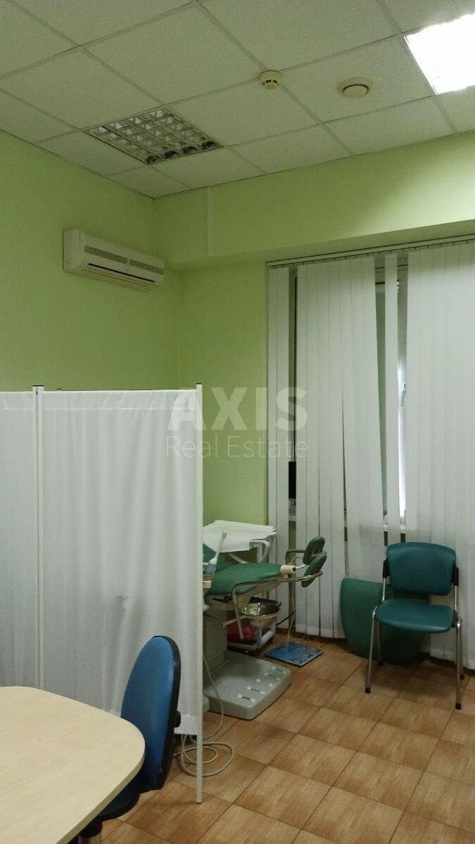 Trade object vul. Pochajnyns'ka 70, 400m26208819