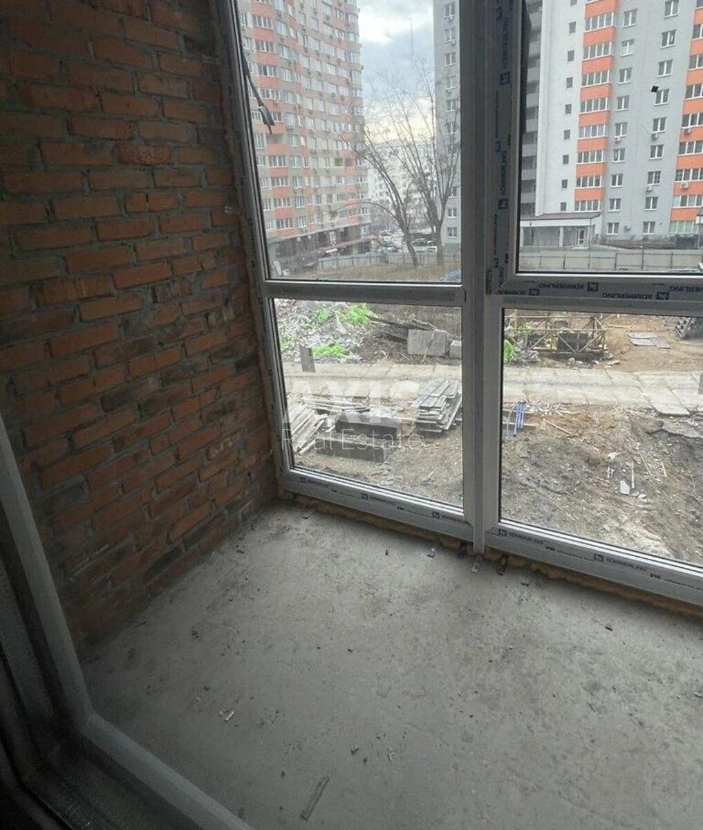 1k apartment vul. Myhajla Maksymovycha three-g653803