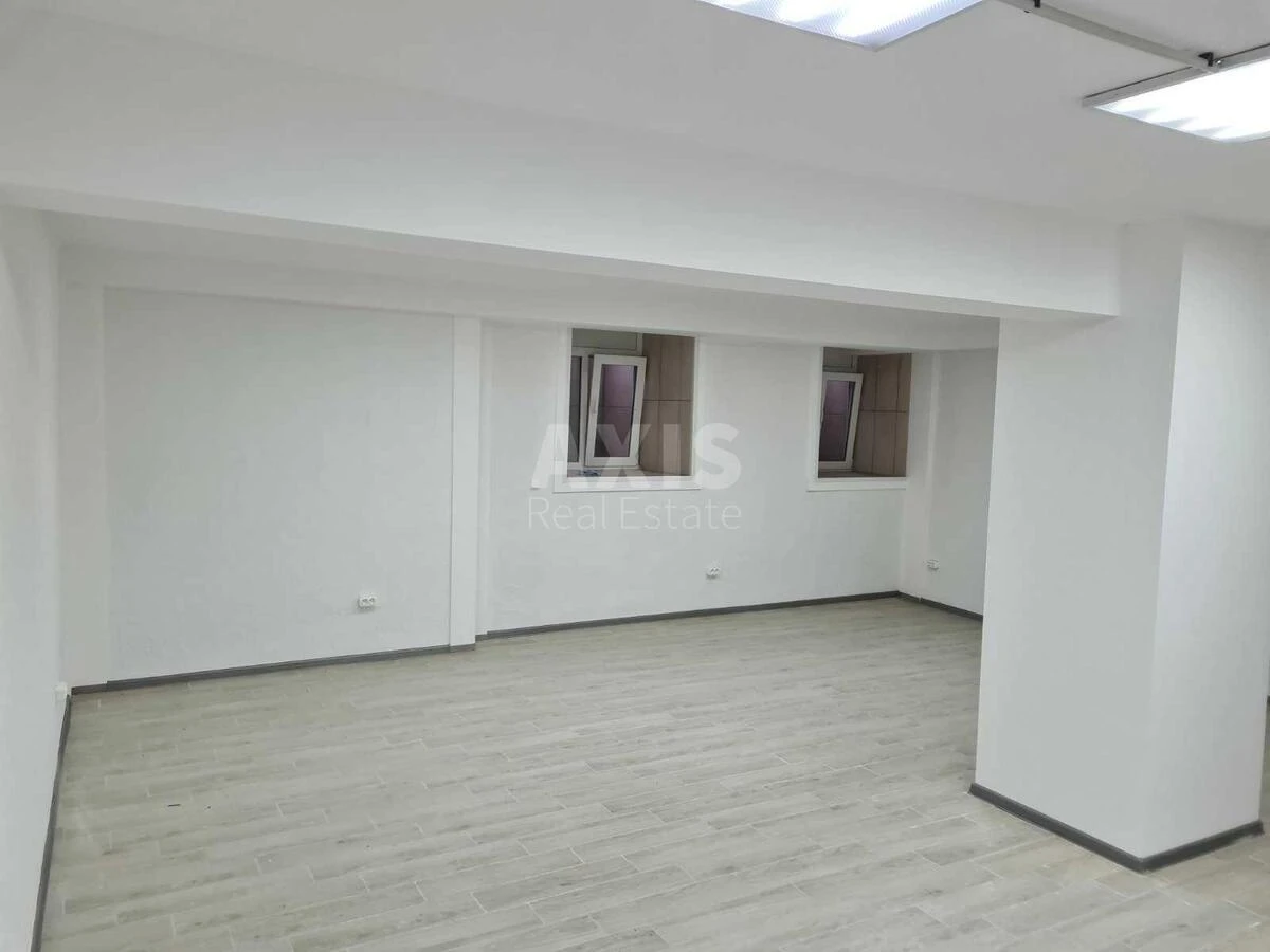 Trade object vul. Sichovyh Stril'civ 10, 37m265228