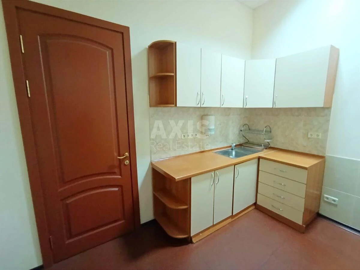 Office vul. Volodymyrs'ka 47, 252m26995914