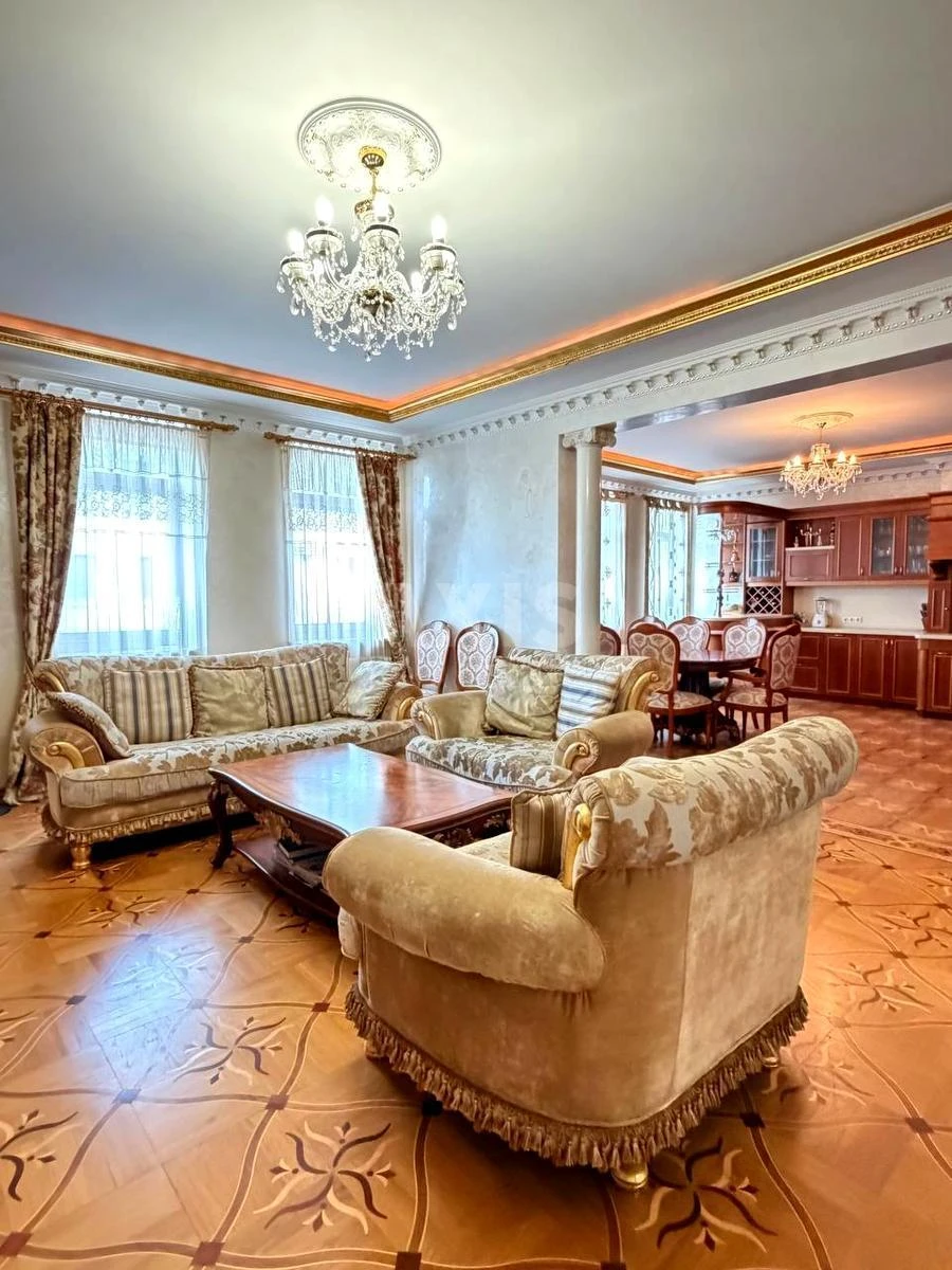 4k apartment vul. Ol'gyns'ka 6704150