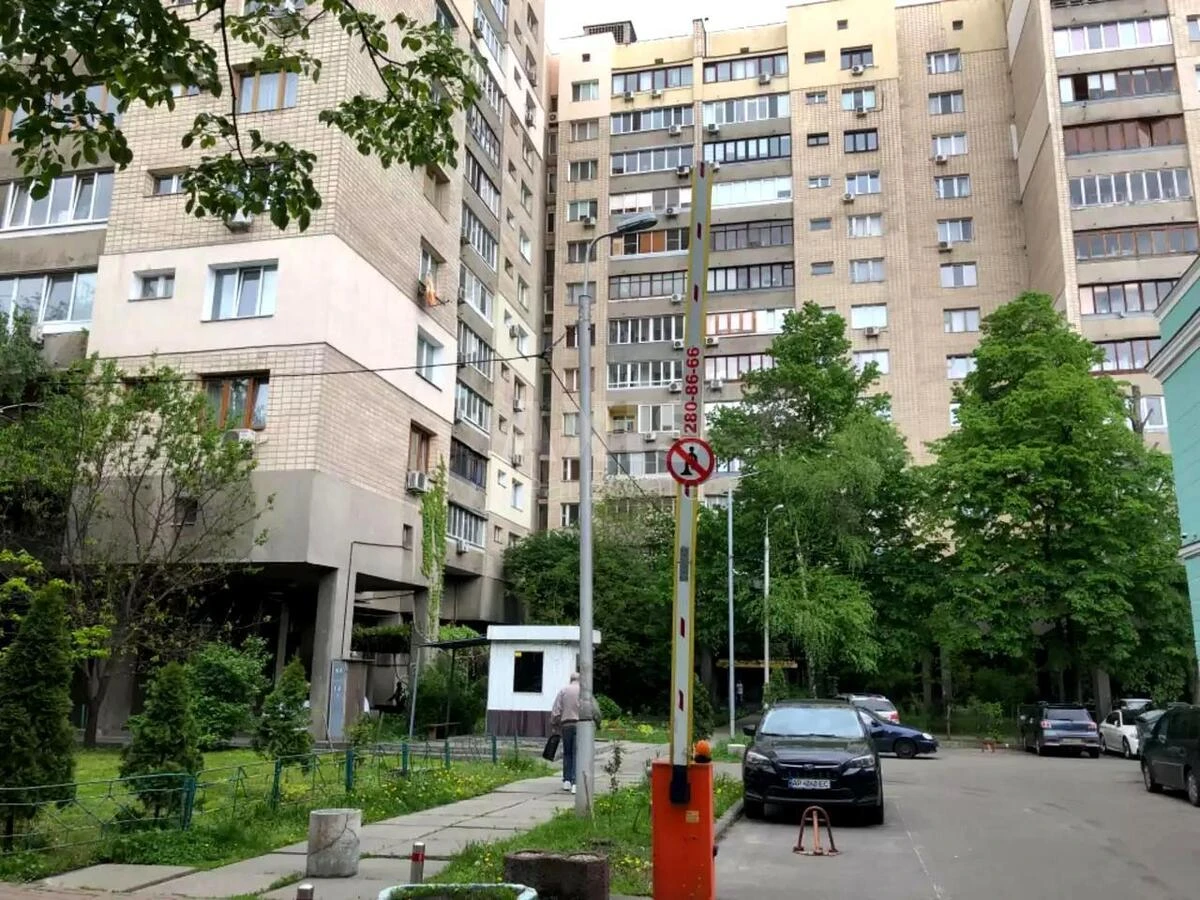 3к квартира ул. Михаила Омельяновича-Павленко 11704240