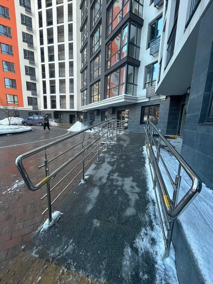 2k apartment vul. L'vivs'ka 1646560