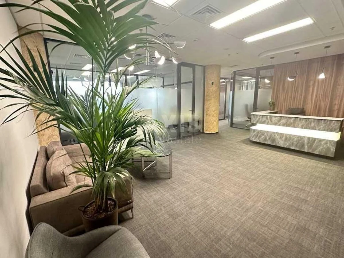 Office vul. Strutyns'kogo Sergija 13/15, 372m2646241