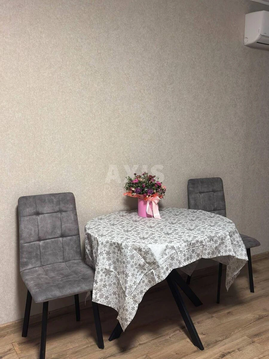 1k apartment vul. Kahovs'ka 62А641460