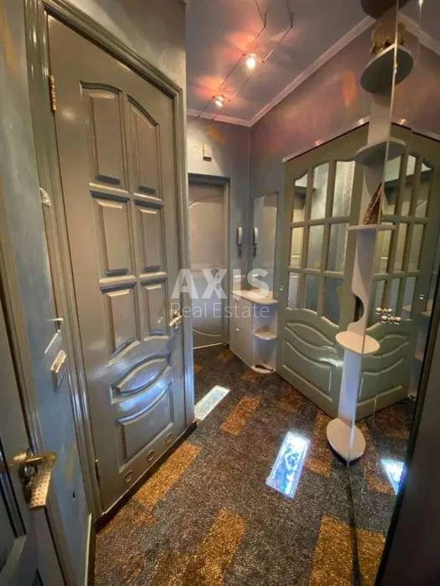 2k apartment nab. Dniprovs'ka 43294359