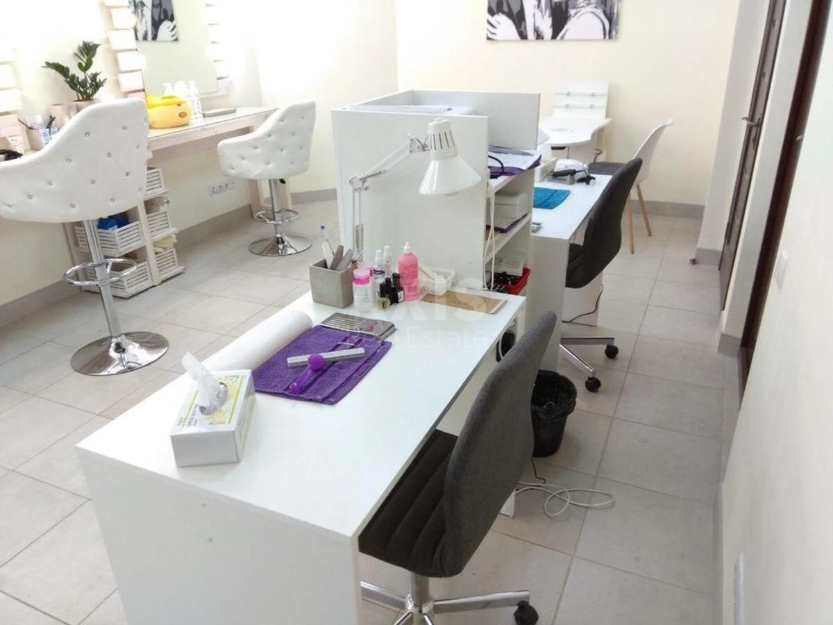 Office vul. Lebedjeva Mykoly 4/39А, 77m26619610