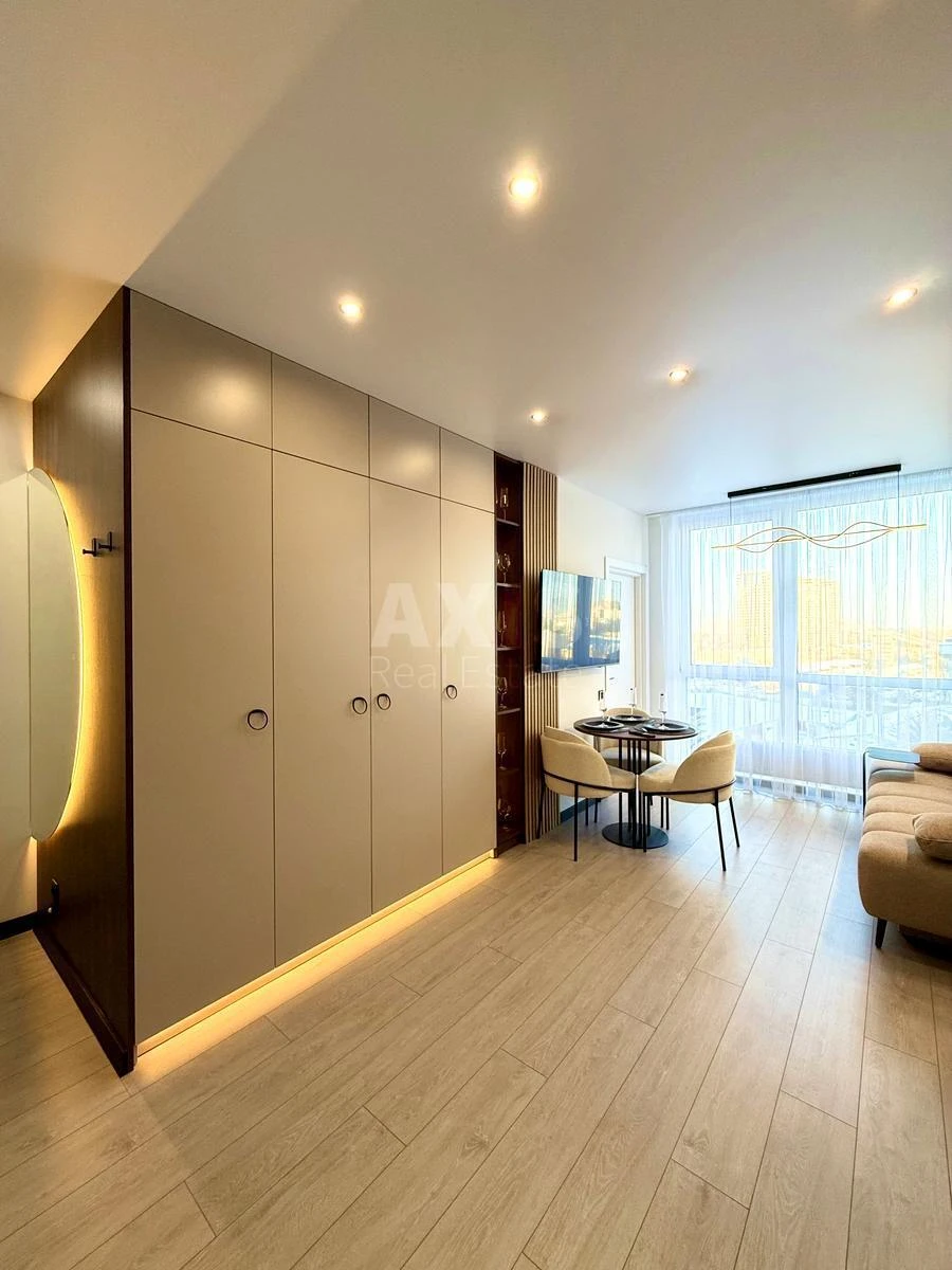 1k apartment vul. Prychal'na 12664570