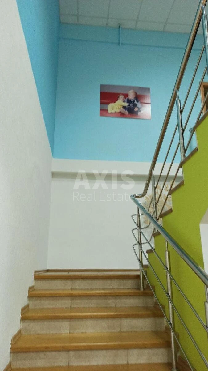 Trade object vul. Pochajnyns'ka 70, 400m26208820