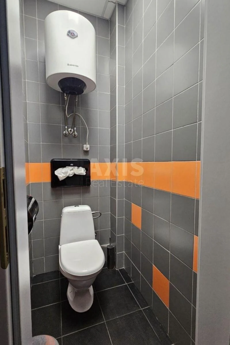 Office bul. Mykoly Mikhnovskoho 19, 370m2671469