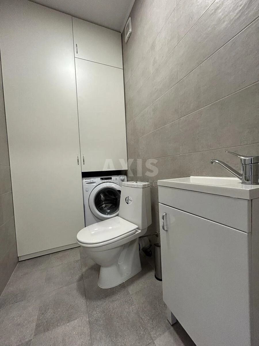 2k apartment vul. Glybochyc'ka 136368517