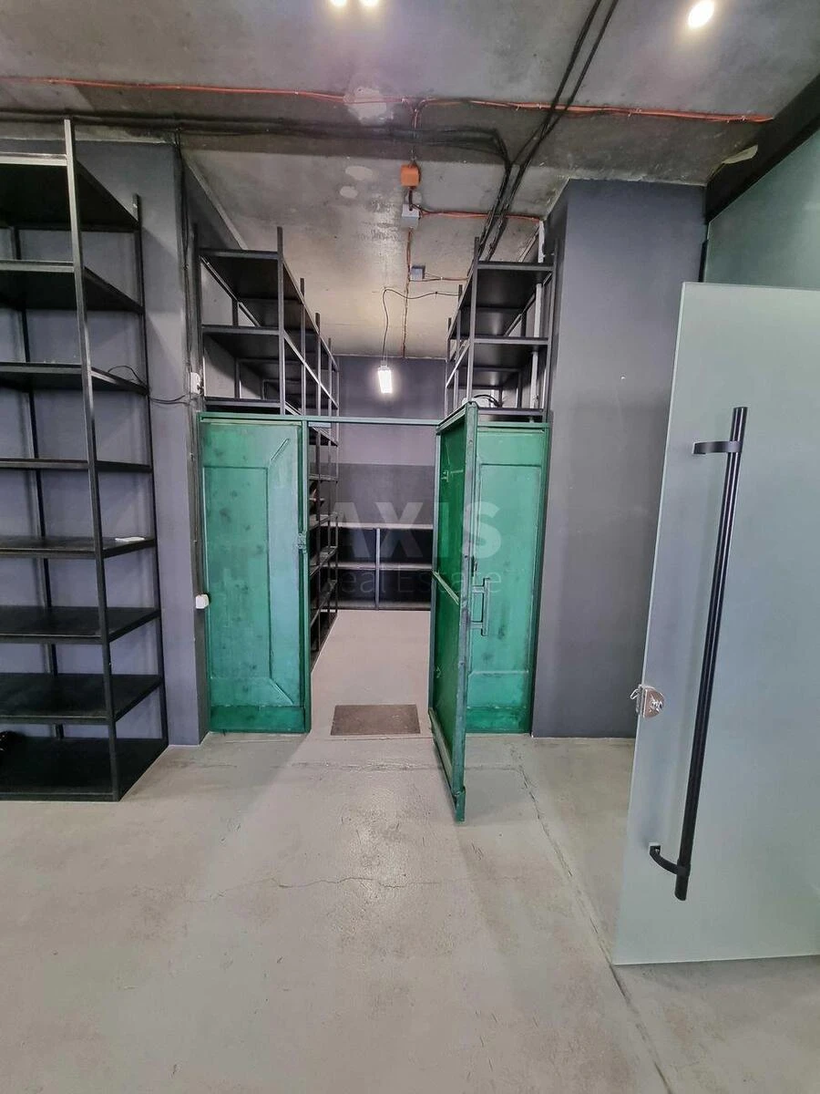 Office vul. Degtjarna 6, 280m2670826