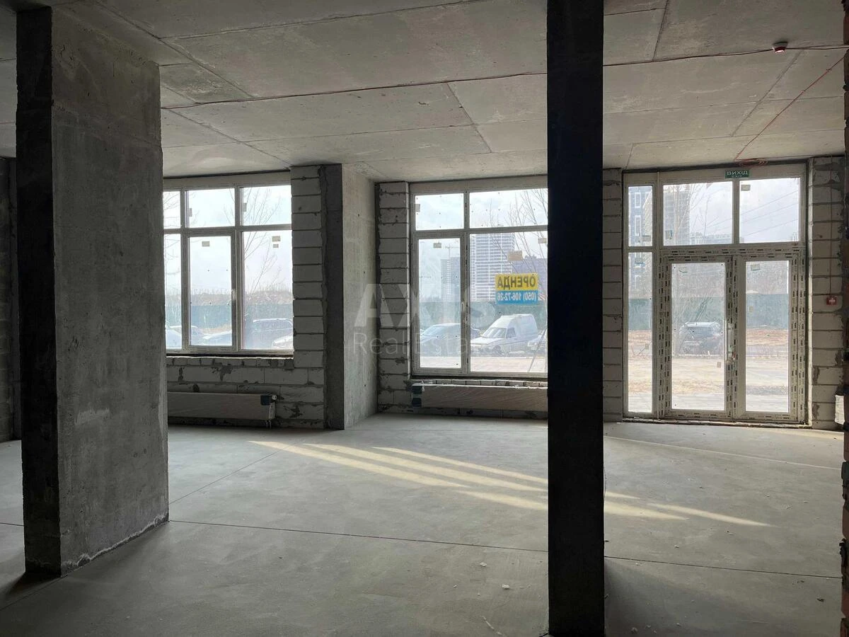 Service object vul. Rodyny Kristeriv 16, 84m2652042