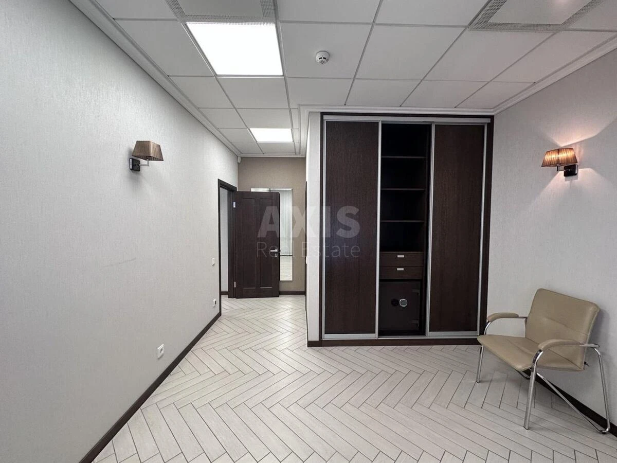 Office vul. Rustaveli Shota 44, 145m2626847