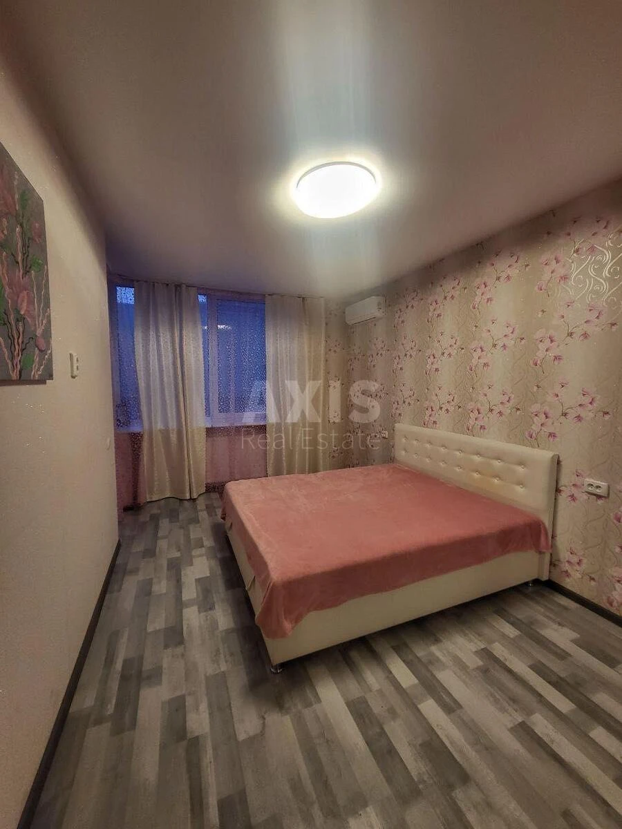 1к квартира пр-т Европейского Союза 45670432