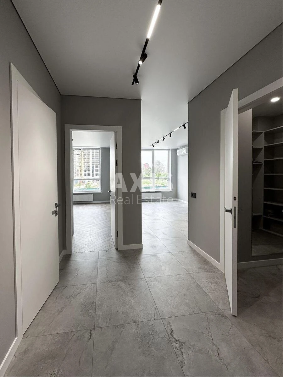 2k apartment vul. Rodyny Kristeriv 16691145