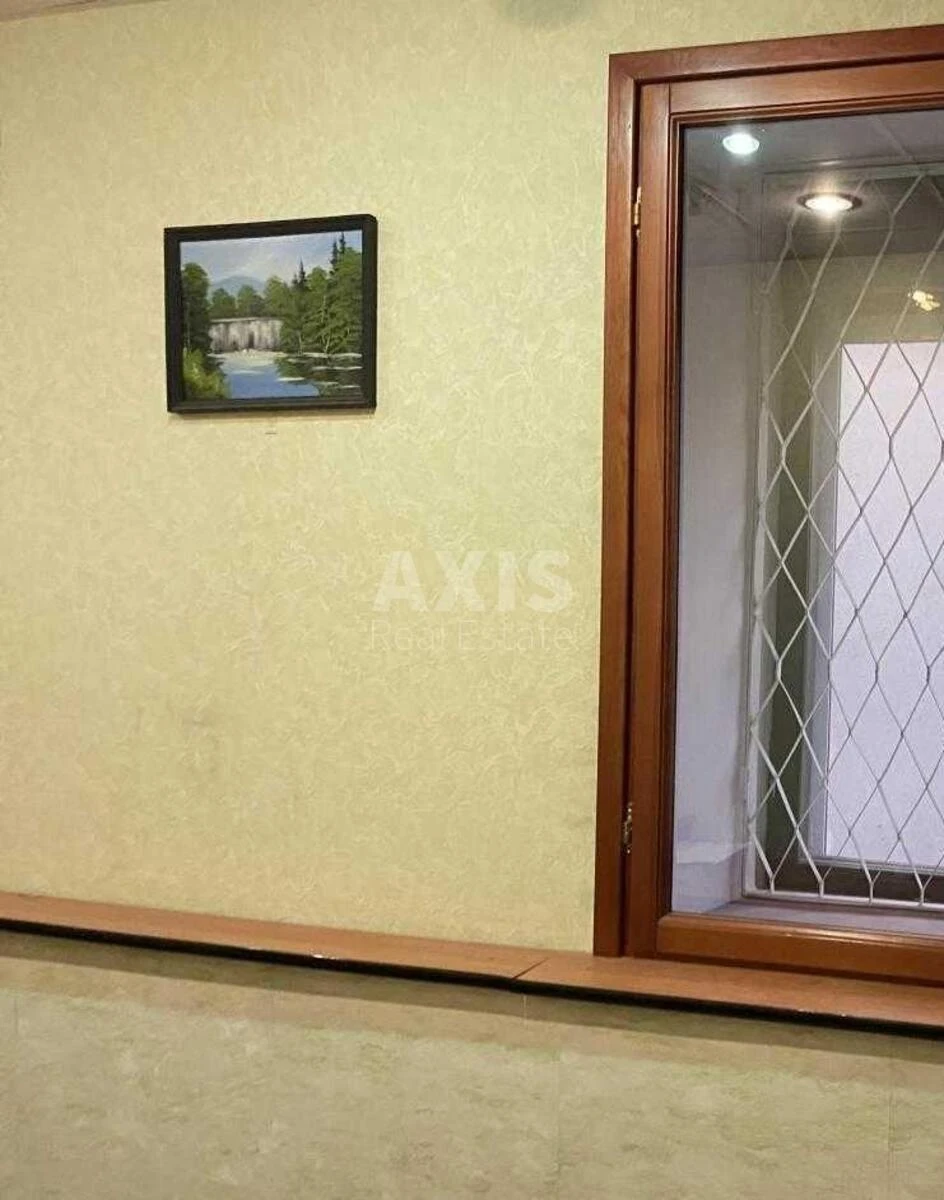 Офис ул. Джона Маккейна 9, 100м2530538