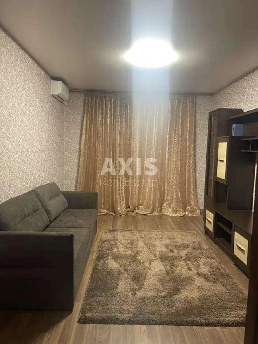 2к квартира ул. Владимира Наумовича 6272411