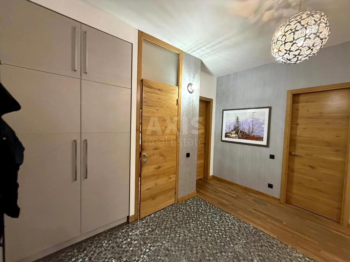 3k apartment vul. Yulia Zdanovska 71Г654672