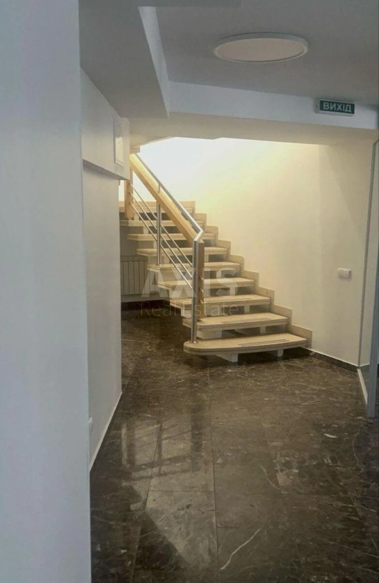 Объект торговли спуск Кловский 12А, 232м2675647