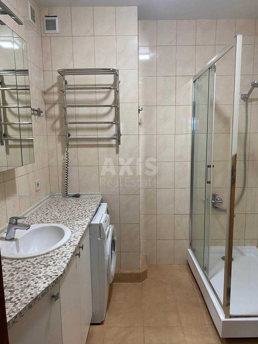 2к квартира пр-т Голосеевский 95656396